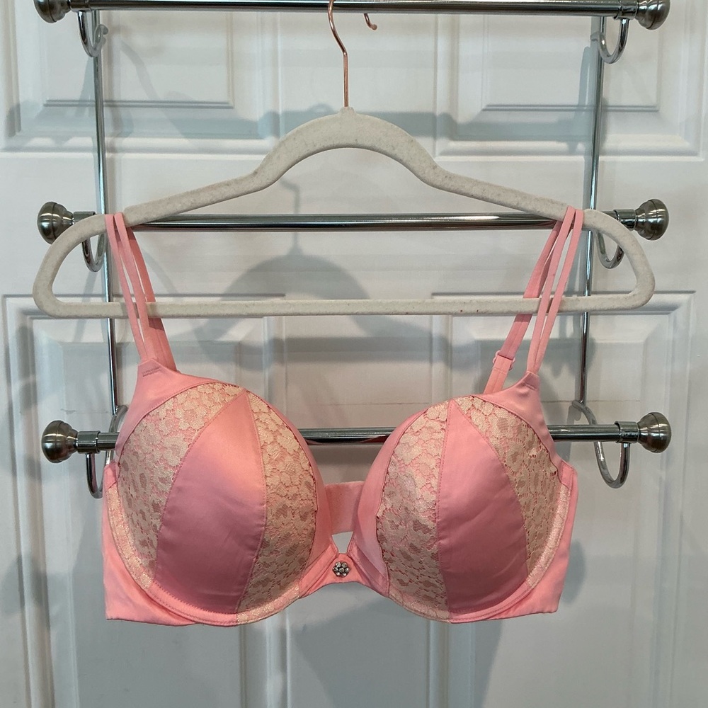 Victoria's Secret Pink Lace Bra